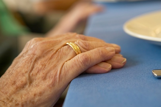 Headergrafik - Menschen im Alter