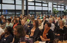Teilnehmerinnen und Teilnehmer während der 5. Plattform Gesellschaftsfragen
